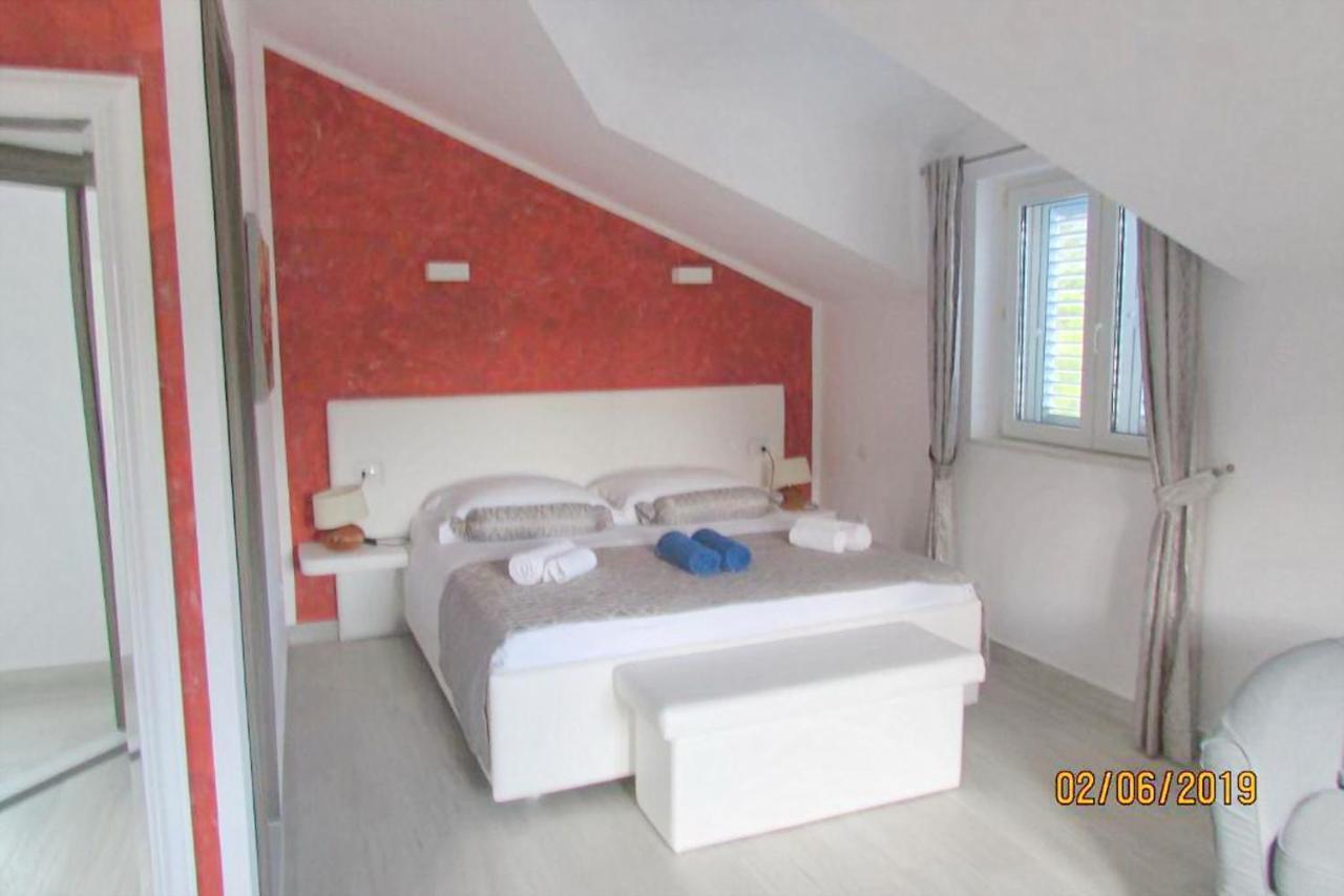 Villa Mirosa Saplunara Εξωτερικό φωτογραφία