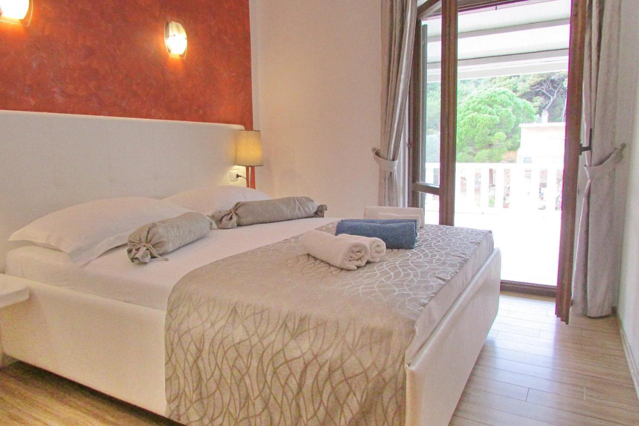Villa Mirosa Saplunara Εξωτερικό φωτογραφία