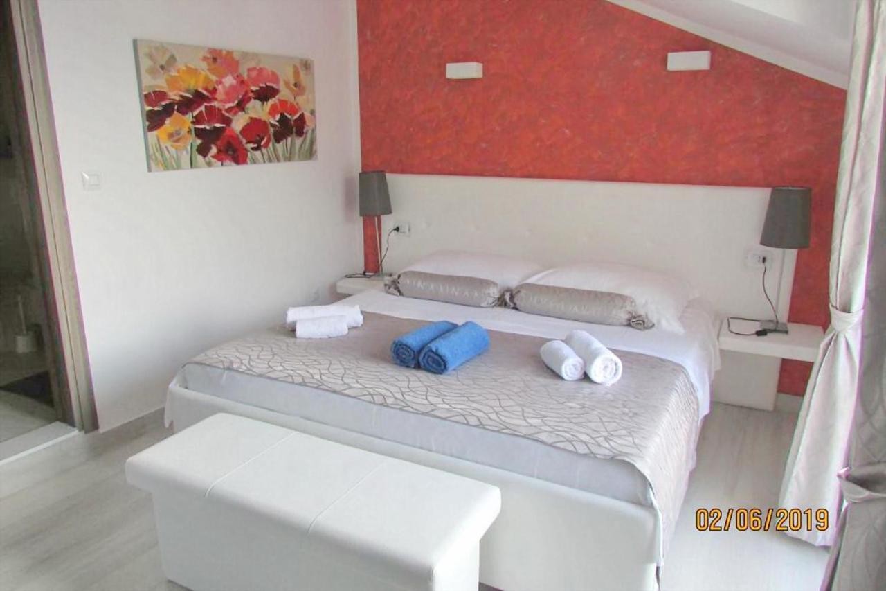 Villa Mirosa Saplunara Εξωτερικό φωτογραφία